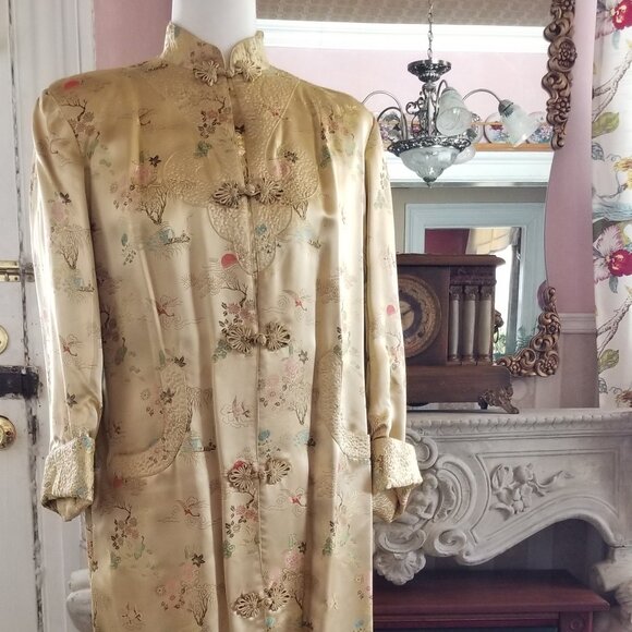 Silk jacket - Picture 1 of 9